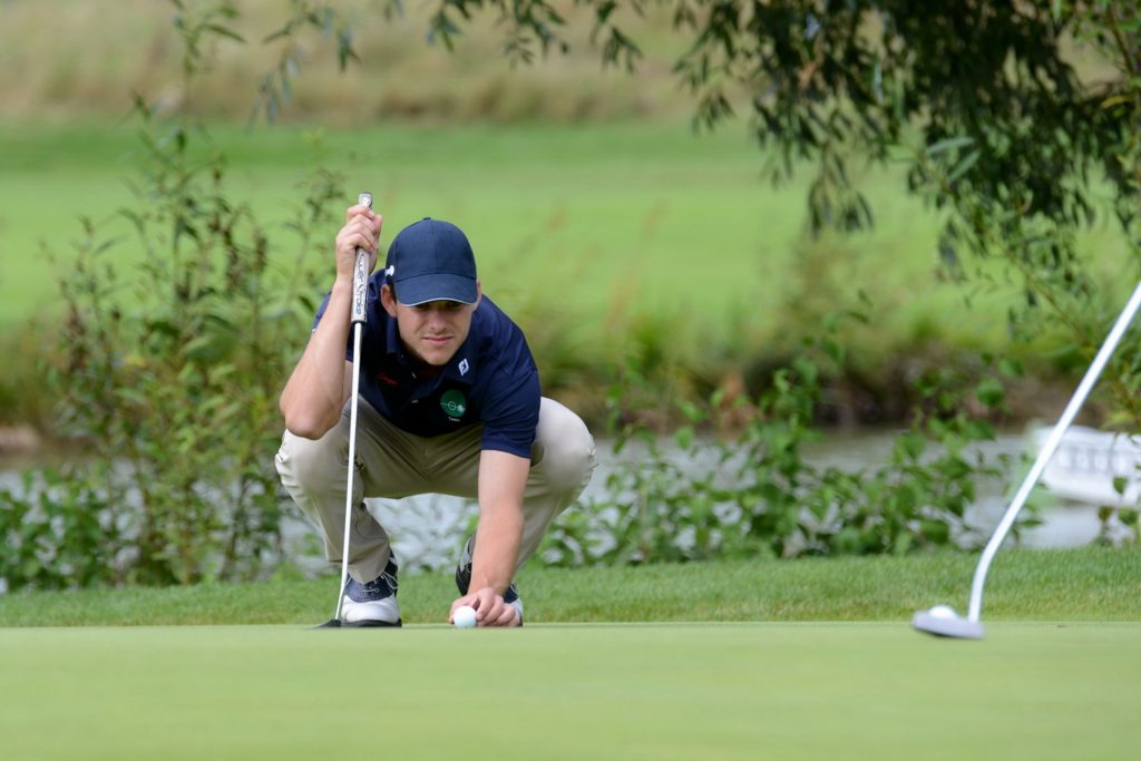 Golf Spieler beim Turnier