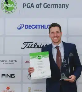 Ian Holloway mit der PGA Auszeichnung als "Teacher of the Year 2024"